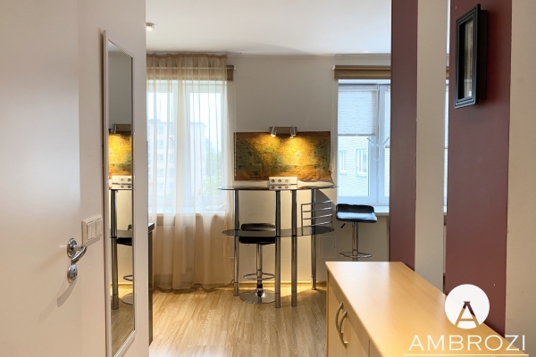 In Sillamae, 1-bedroom fully renovated 1-bedroom apartm...