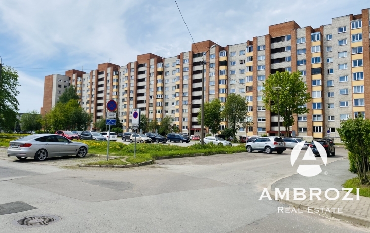 В хорошем районе Нарвы, предлагается на продажу 1-комнатная квартира с панорамным видом, Rahu 14