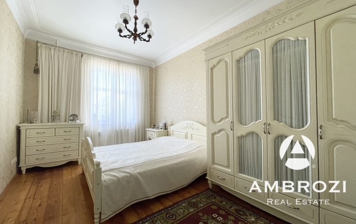 Elegant, filled with an atmosphere of comfort and warmth, 3-room apartment in the historical center of Sillamäe, Kesk 29