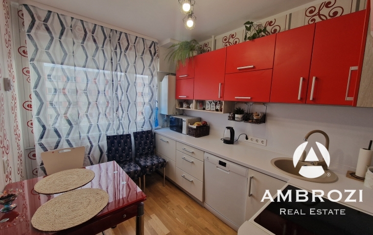 Great location! Comfortable 4-room apartment, Estonia pst. 17