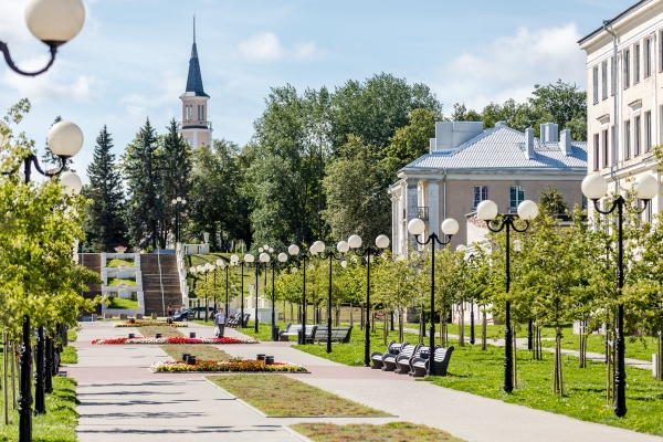 В тихой части города Силламяэ продаётся уютная 2- х комнатная квартира по адресу, Kesk tn  5