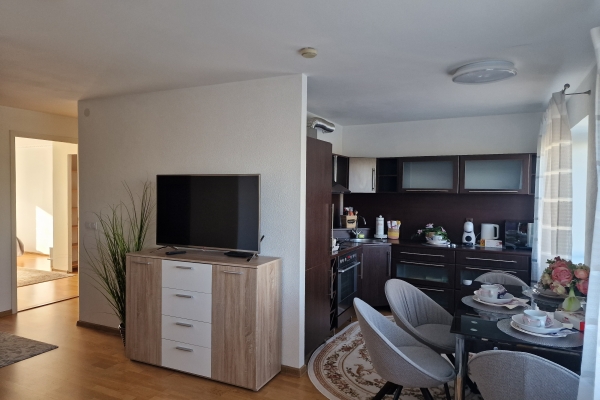Современная, чистая и уютная 2-х комнатная квартира в аренду, Aru 3, Ahtme